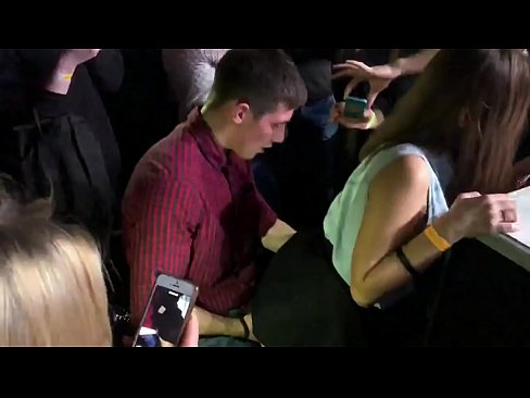 ❤️ Истински секс в руски нощен клуб. 18-годишно руско момиче анално и вагинално прецакано в нощен клуб ❤️❌ Ебане в bg.pornhills-com.ru ❌️